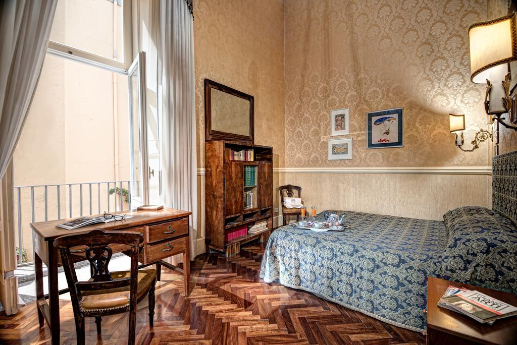 Arthouse Lady Marys Tribunali Luxury Apartment *